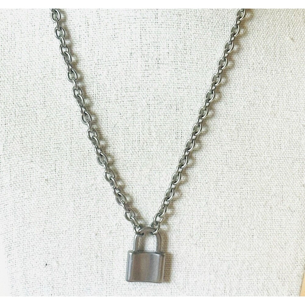 Padlock Pendant Necklace 18” Gunmetal Silver Tone Chain Punk Goth Unisex